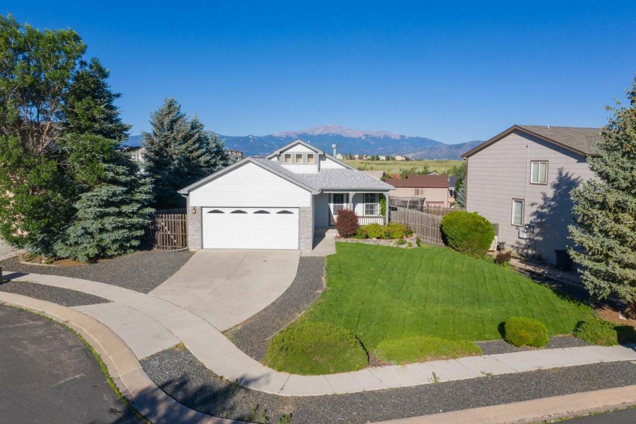 Villa Cozy 4Br House With Peak Views In Colorado Springs Extérieur photo