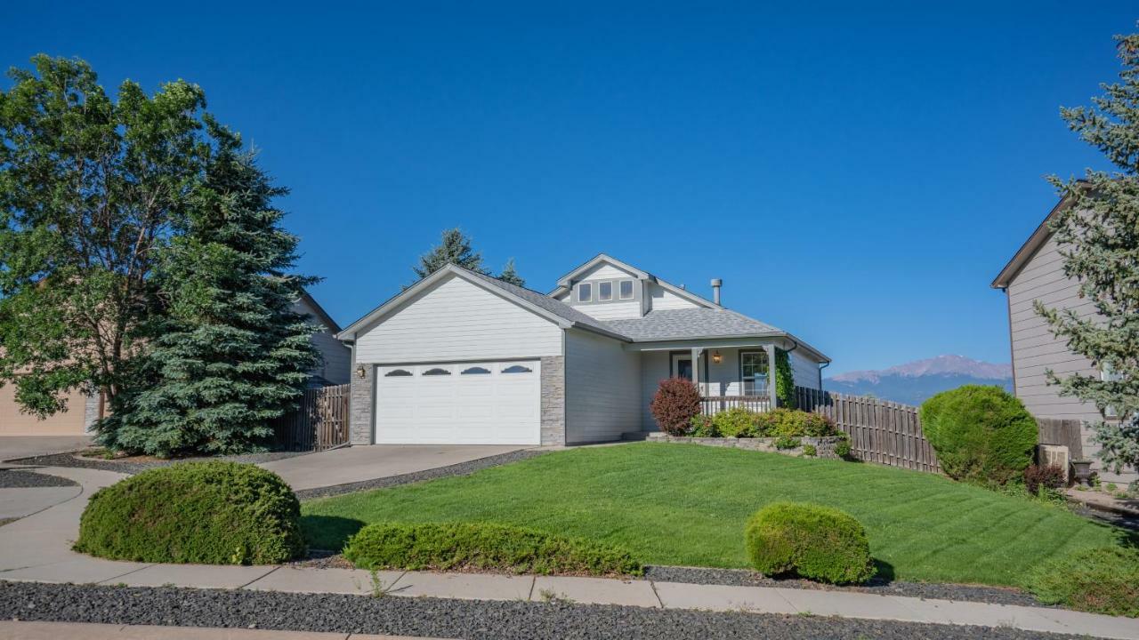 Villa Cozy 4Br House With Peak Views In Colorado Springs Extérieur photo